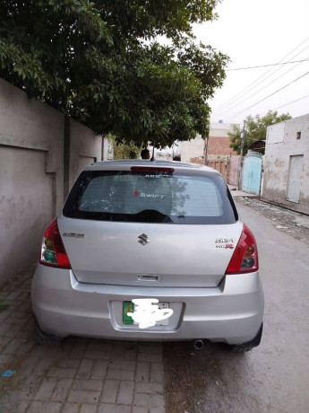 suzuki-swift-2011-big-2