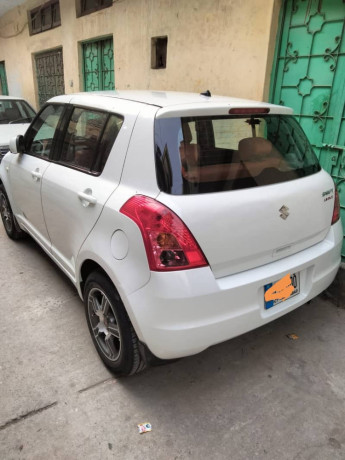 suzuki-swift-13-dlx-2021-big-8