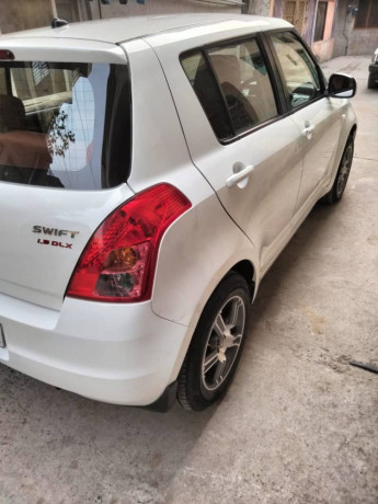 suzuki-swift-13-dlx-2021-big-10