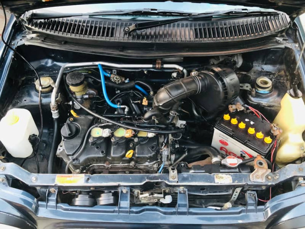 daihatsu-cuore-2005-automatic-converted-big-8