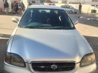 suzuki-baleno-2004