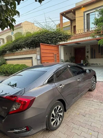 honda-civic-turbo-15-2016-big-5