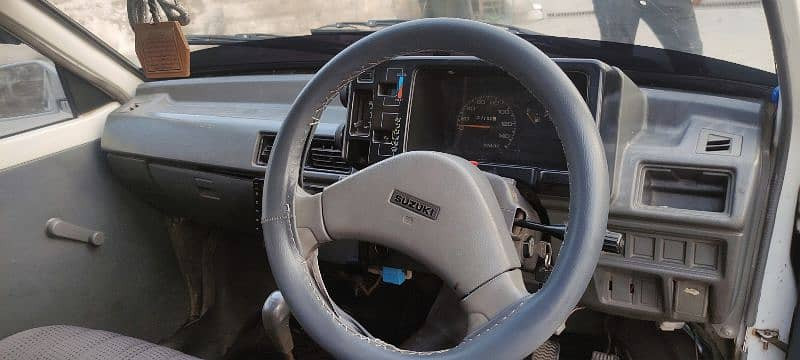 suzuki-mehran-vxr-2006-big-6