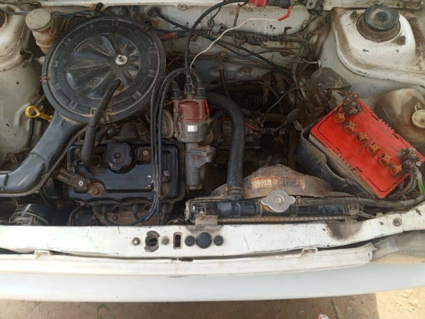 suzuki-mehran-vxr-2010-big-9