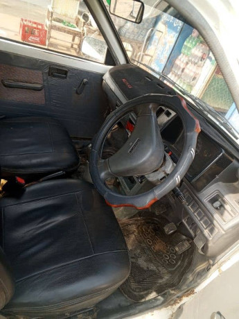 suzuki-mehran-vxr-2010-big-6