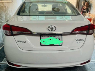 toyota-yaris-atv-mt-low-mileage-car