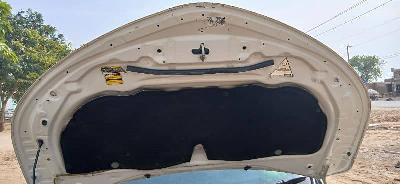toyota-corolla-xli-2016-converted-to-gli-2-3-piece-minor-touchup-big-10