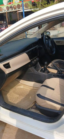 toyota-corolla-xli-2016-converted-to-gli-2-3-piece-minor-touchup-big-4