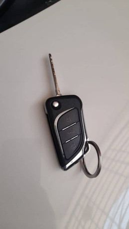 toyota-corolla-xli-2016-converted-to-gli-2-3-piece-minor-touchup-big-11