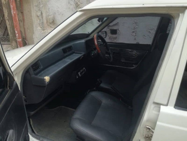 daihatsu-charade-1985-big-5