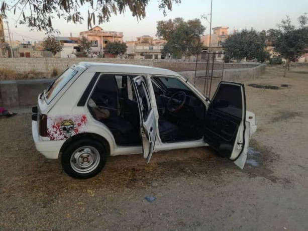 daihatsu-charade-1985-big-11