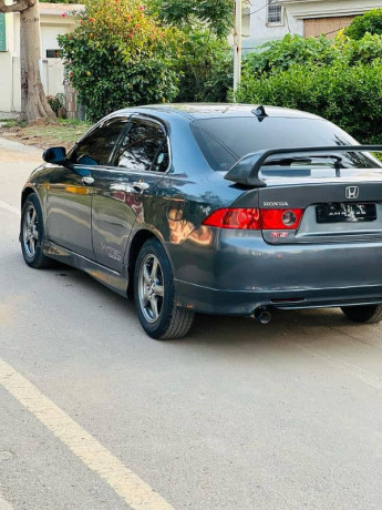 honda-accord-cl8-in-excellent-condition-big-5