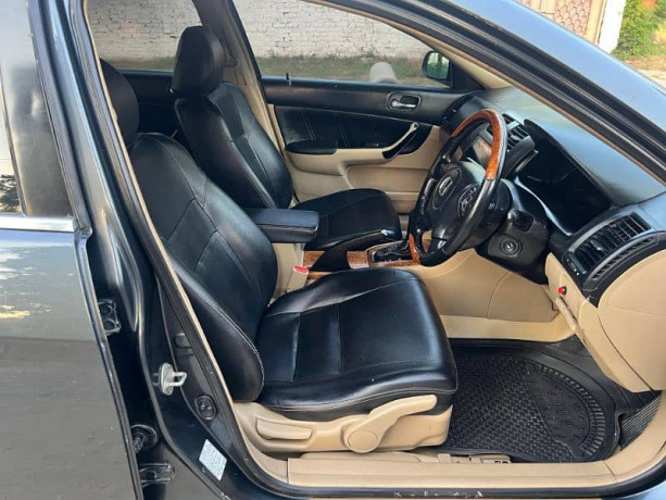 honda-accord-cl8-in-excellent-condition-big-8