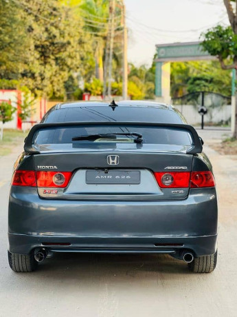 honda-accord-cl8-in-excellent-condition-big-3