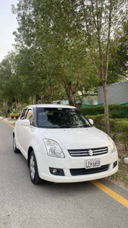 suzuki-swift-13-dlx-2016-big-0