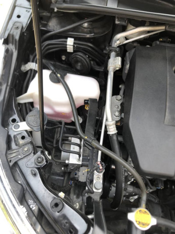 toyota-altis-grande-big-8