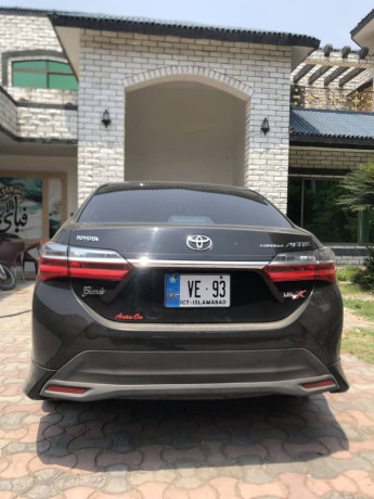toyota-altis-grande-big-0