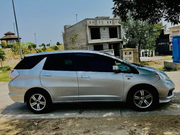 honda-fit-2013-big-3