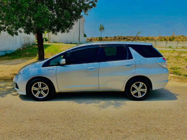 honda-fit-2013-big-4