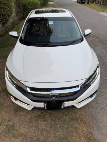 honda-civic-oriel-18-i-vtec-cvt-2021-big-8