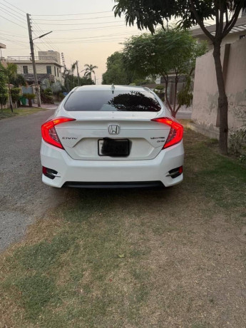 honda-civic-oriel-18-i-vtec-cvt-2021-big-13