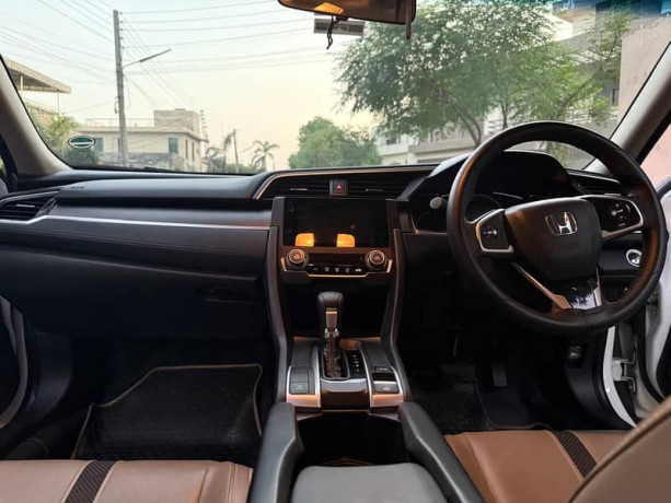 honda-civic-oriel-18-i-vtec-cvt-2021-big-1