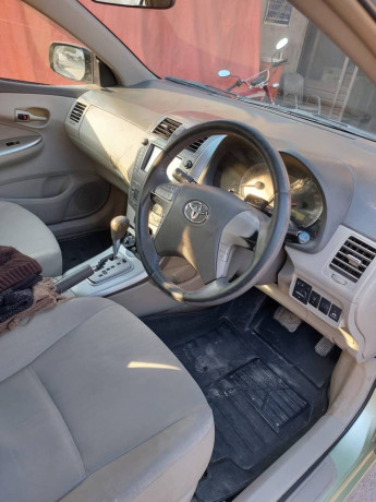toyota-corolla-axio-g-2006-2012-import-big-4