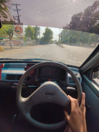 suzuki-mehran-vx-2013-big-11