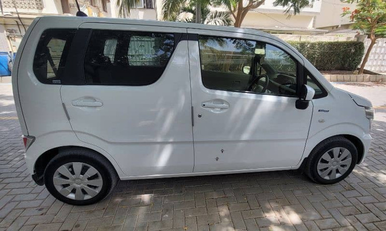 suzuki-wagon-r-2021-big-2