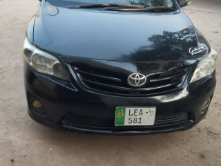 toyota-corolla-gli-2012