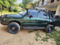 toyota-hilux-2005-small-0