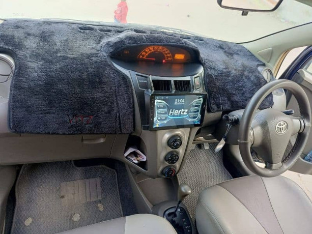 toyota-vitz-2010-registration-2014-big-6