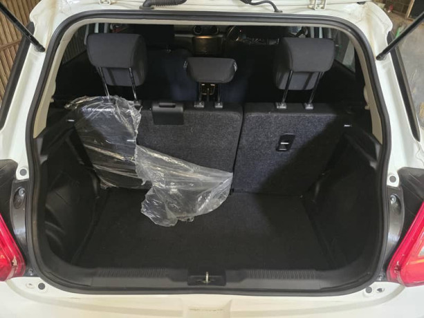 suzuki-swift-gl-cvt-big-7