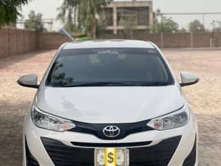 toyota-yaris-2022