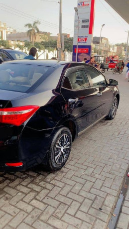 toyota-corolla-xli-2019-big-3