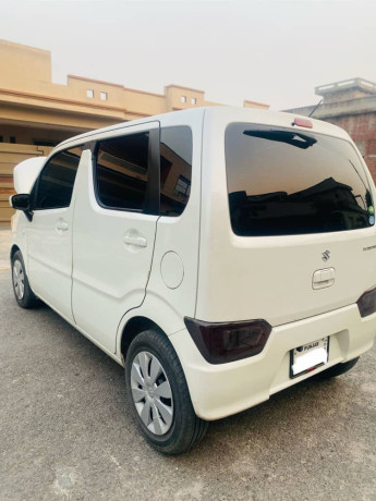 wagno-r-2017-model-big-1