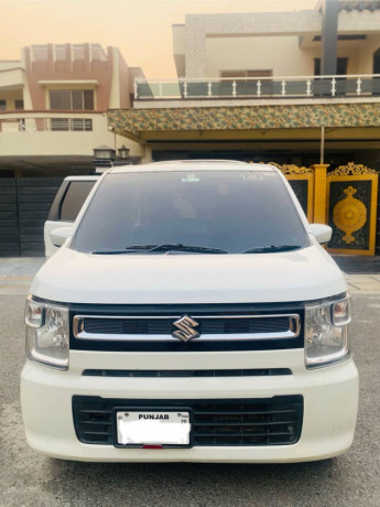wagno-r-2017-model-big-6