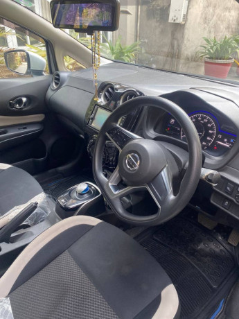nissan-note-e-power-big-0