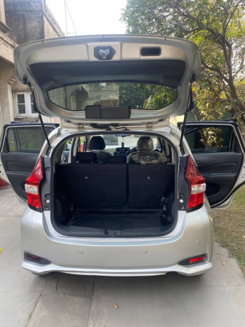 nissan-note-e-power-big-9