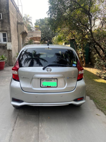 nissan-note-e-power-big-5