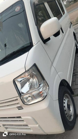 nissan-clipper-2025-pc-limitid-big-3