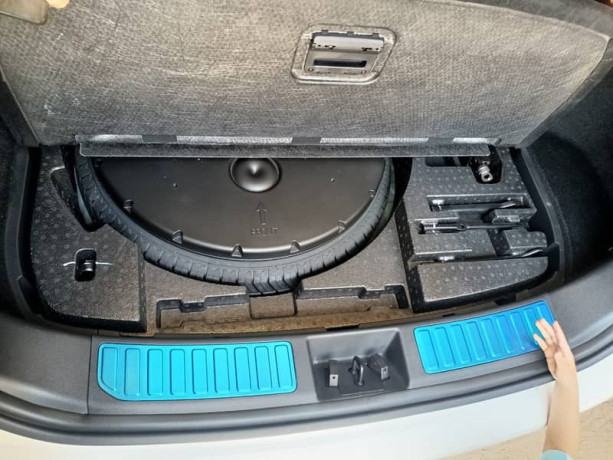 proton-x70-premium-fwd-2022-big-16