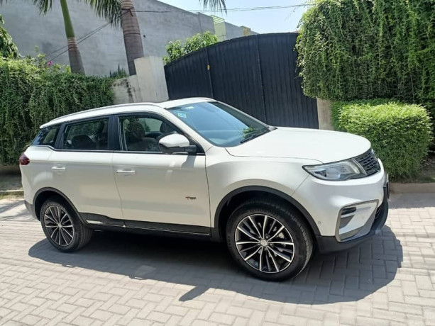 proton-x70-premium-fwd-2022-big-1