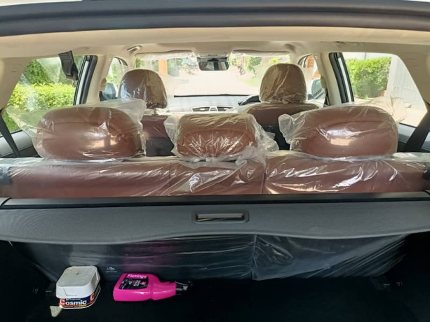 proton-x70-premium-fwd-2022-big-7