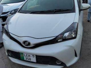 toyota-vitz-2017