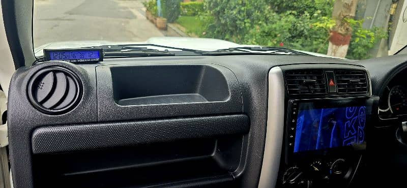 suzuki-jimny-2019-turbo-hud-shape-1328cc-sale-in-gujranwala-big-13