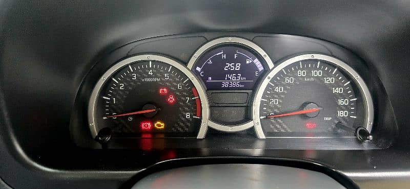 suzuki-jimny-2019-turbo-hud-shape-1328cc-sale-in-gujranwala-big-4