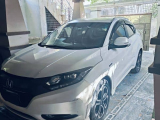 honda-vezel-2014-17