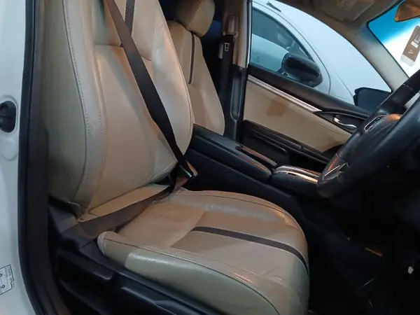 honda-civic-ug-vti-oriel-prosmatec-2019-full-optional-big-8