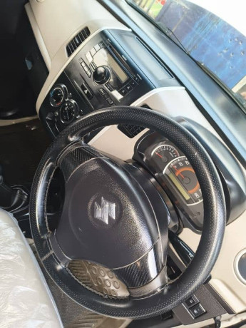 suzuki-wagon-r-2018-big-6